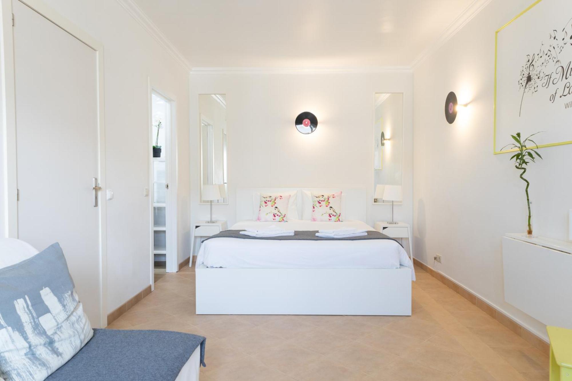 Vinyl Flat Bed & Breakfast - Rooms 라고스 외부 사진