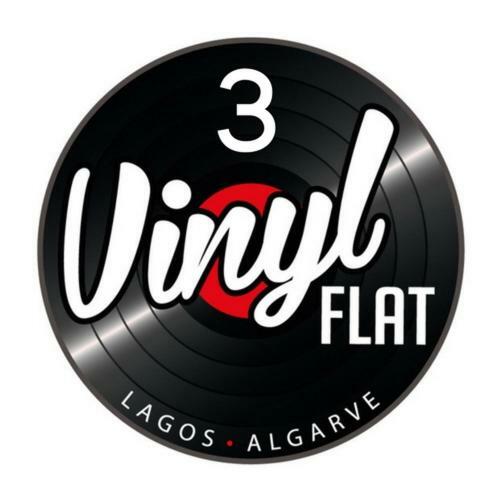 Vinyl Flat Bed & Breakfast - Rooms 라고스 객실 사진